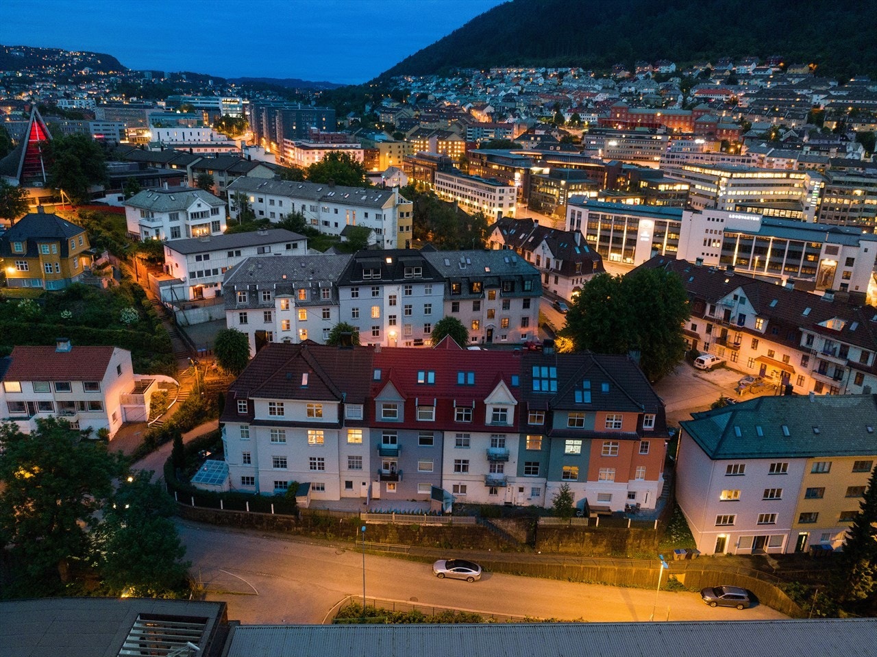 Svært sentrumsnært og ettertraktet område. Galleribilde