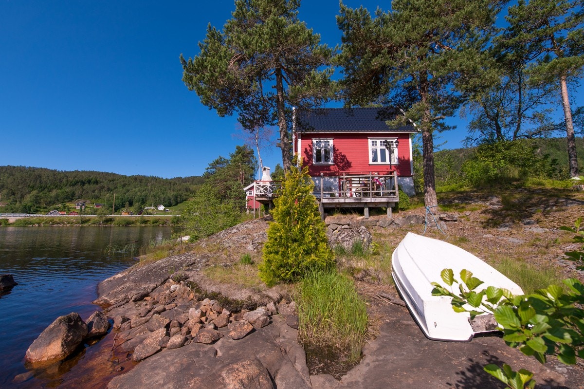 Velkommen til visning! Fritidsbolig på egen privat odde. Galleribilde