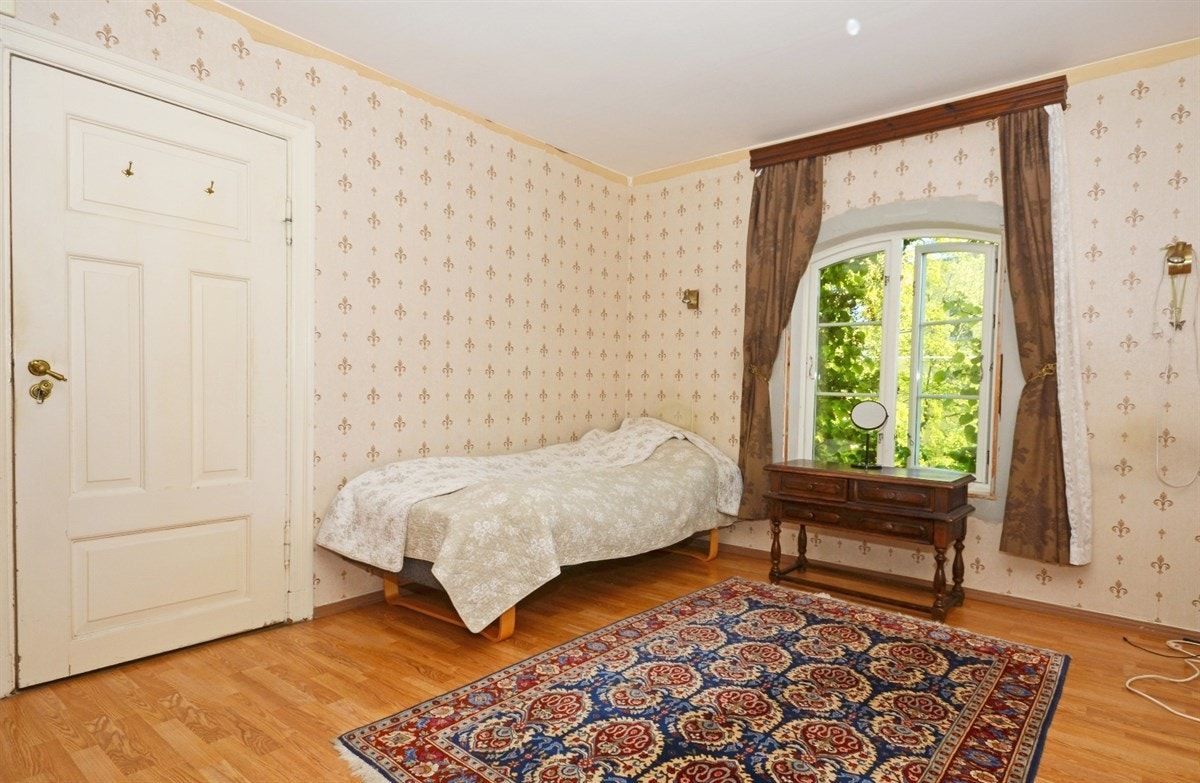 Et av soverommene i 2.etasje. Galleribilde