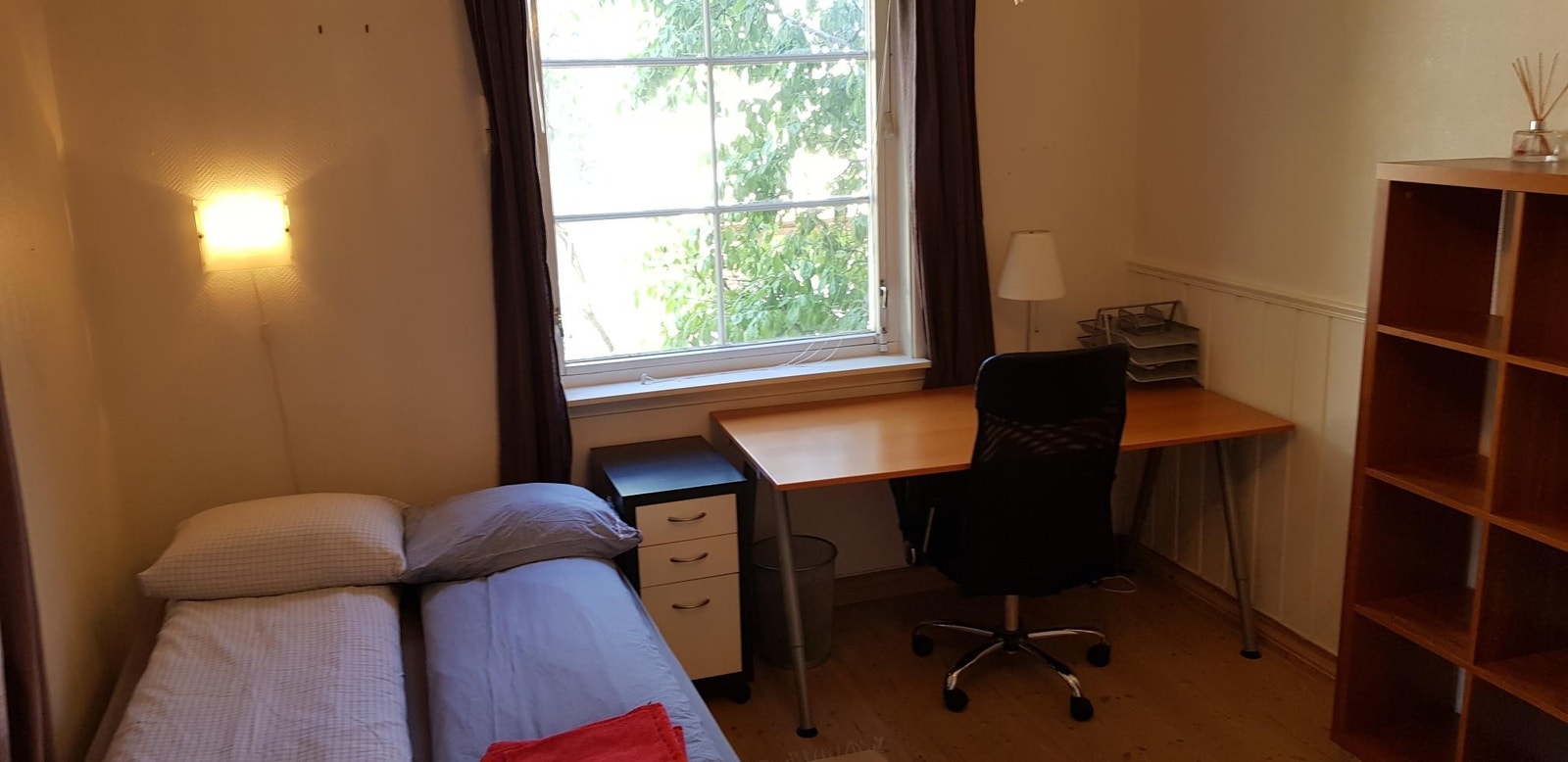 Stor, fin rom. Galleribilde