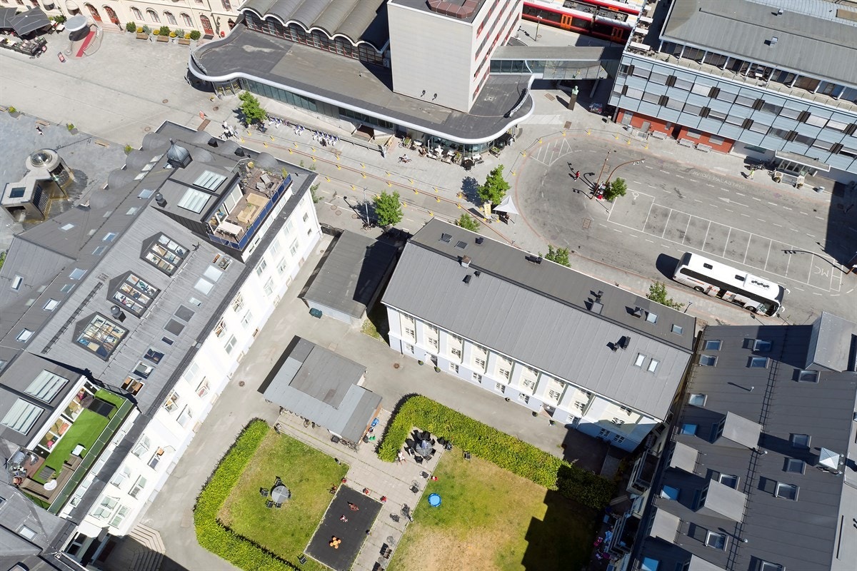 Drammen stasjon ligger kun ett minutt unna. Galleribilde