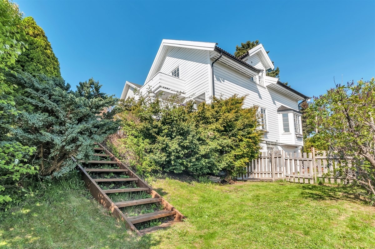 Velkommen til Østbyfaret 9E! Presentert av Privatmegler Marius Semmerud Berg og Anders Andersen, avd.Oppsal. Galleribilde