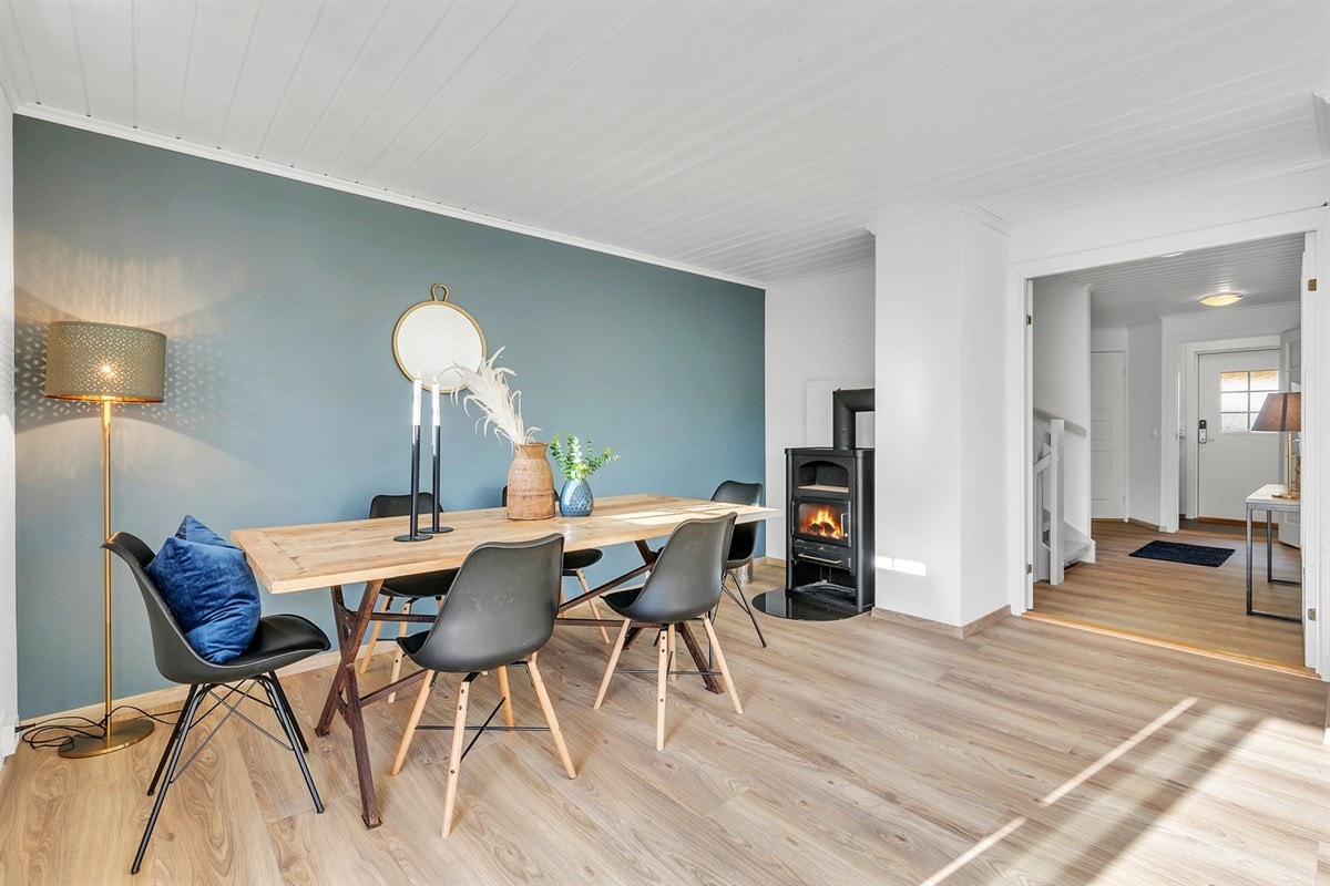 En peisovn bidrar til varme og hygge. Galleribilde