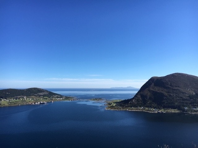 Tursti ca. 30 minutter å gå fra leilighet til Hornseten Galleribilde