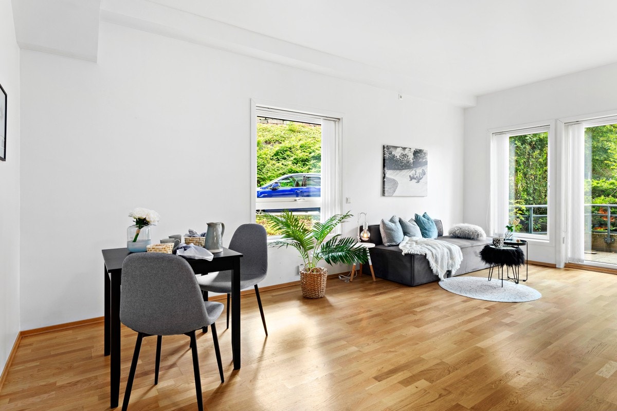 Flott, lys og romslig hjørneleilighet. Galleribilde