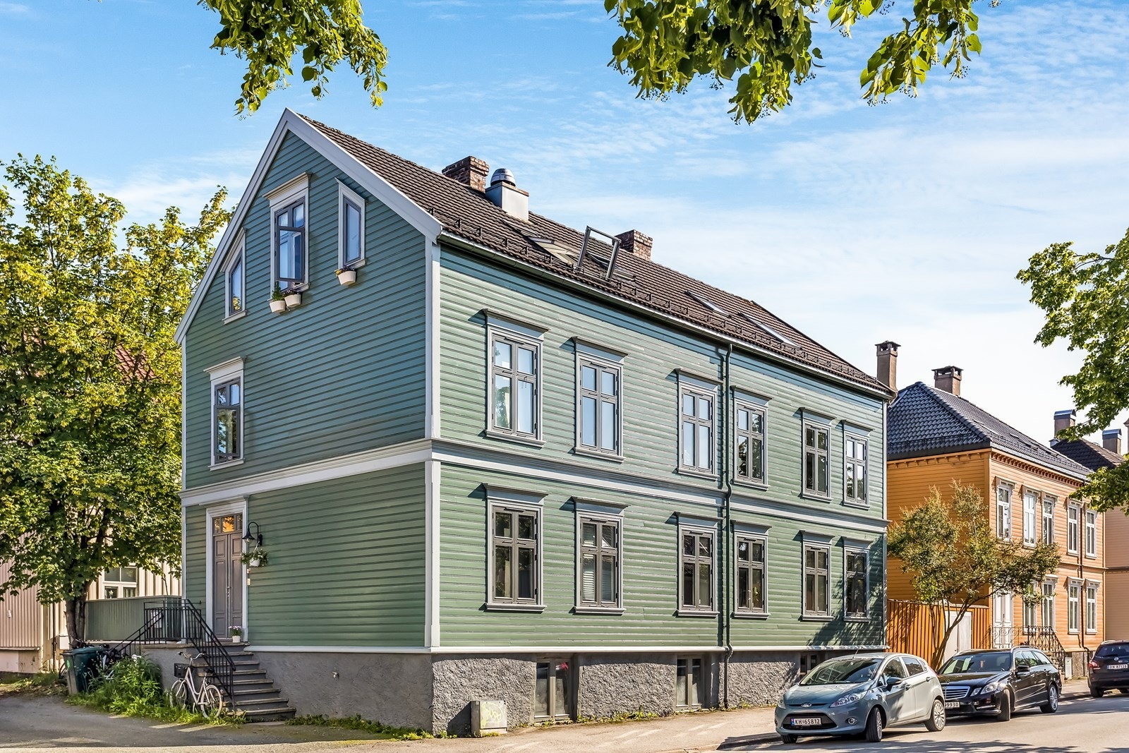 Fasade på dagtid. Galleribilde