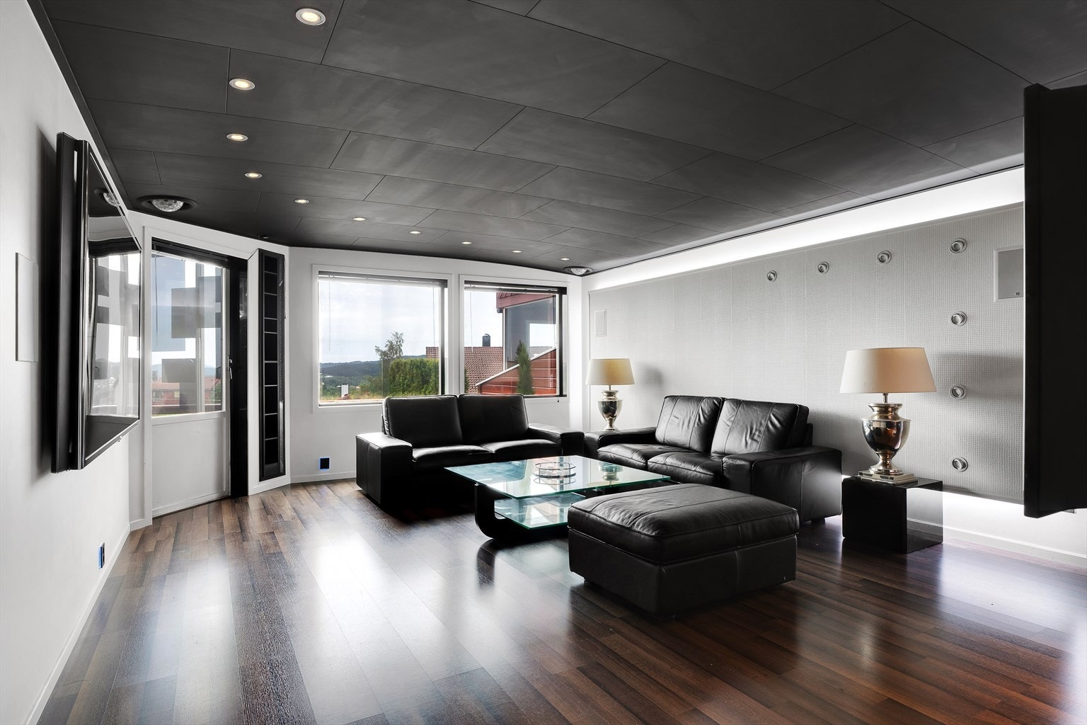 Bergens blideste megler har gleden av å presentere Ospedalen 123! Galleribilde