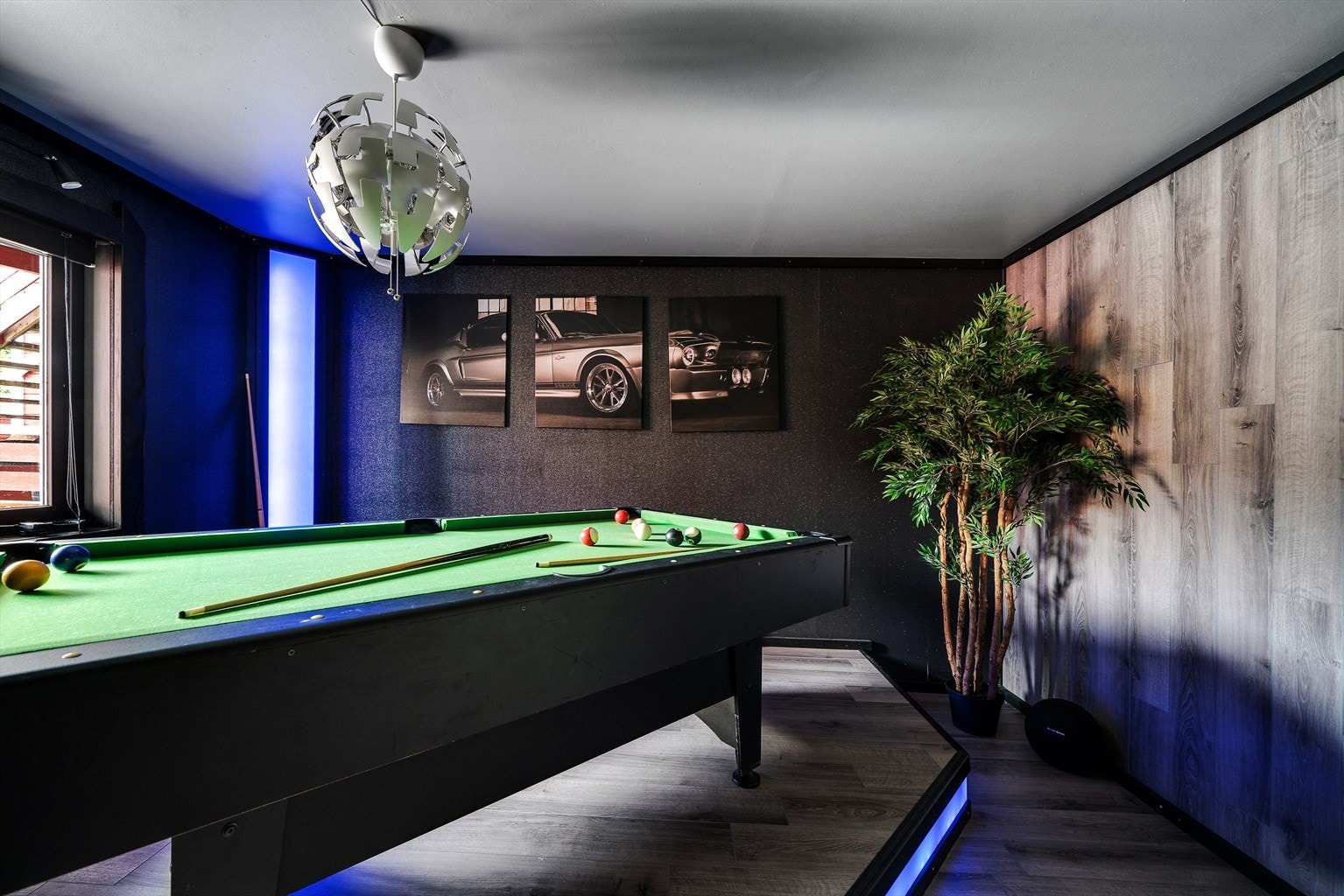 Boligen har 3 romslige soverom Galleribilde