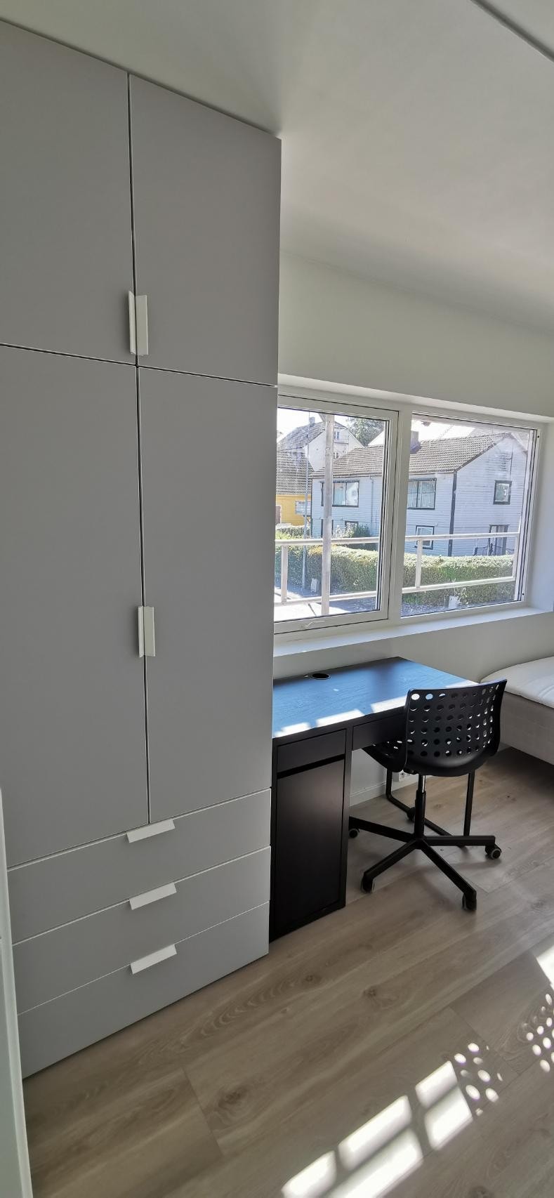 Standard soverom med innredning Galleribilde