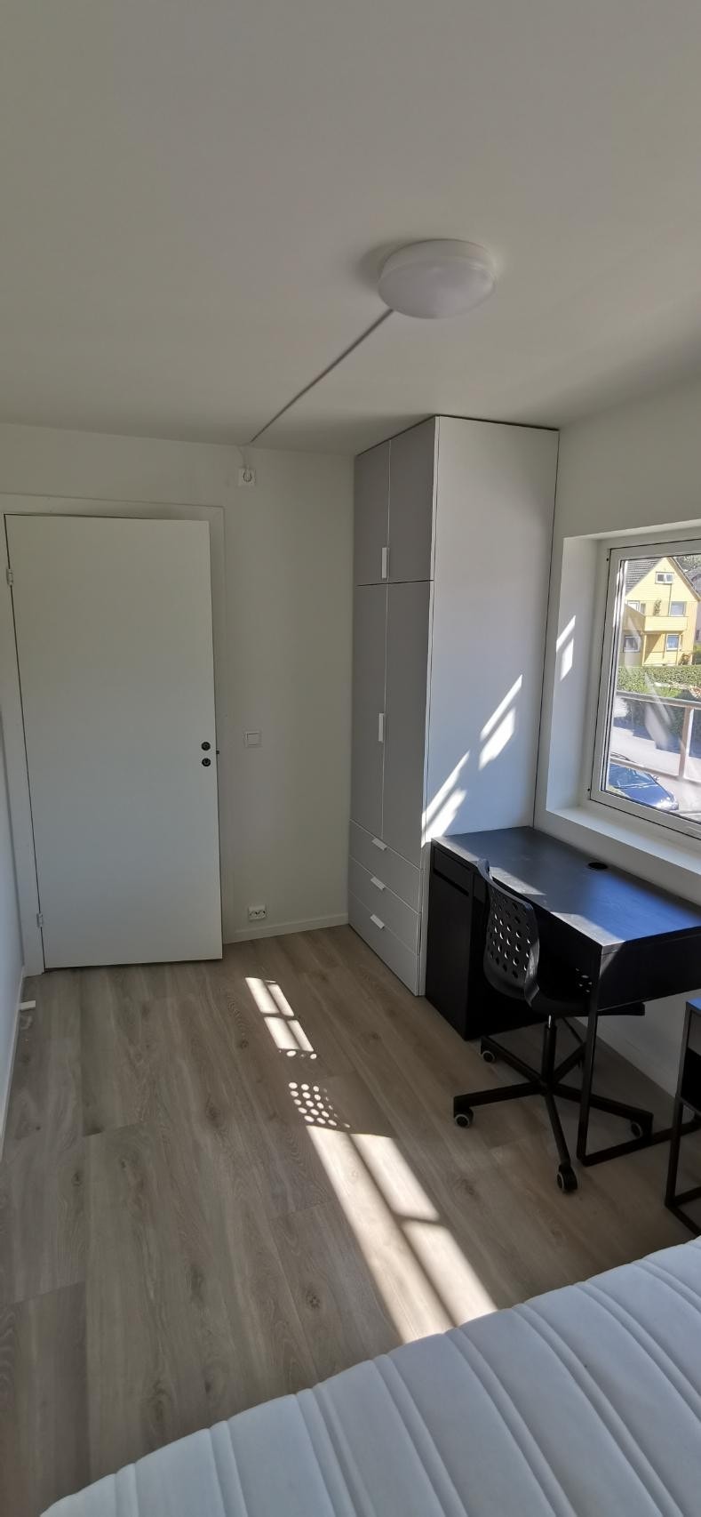 Standard soverom med innredning Galleribilde