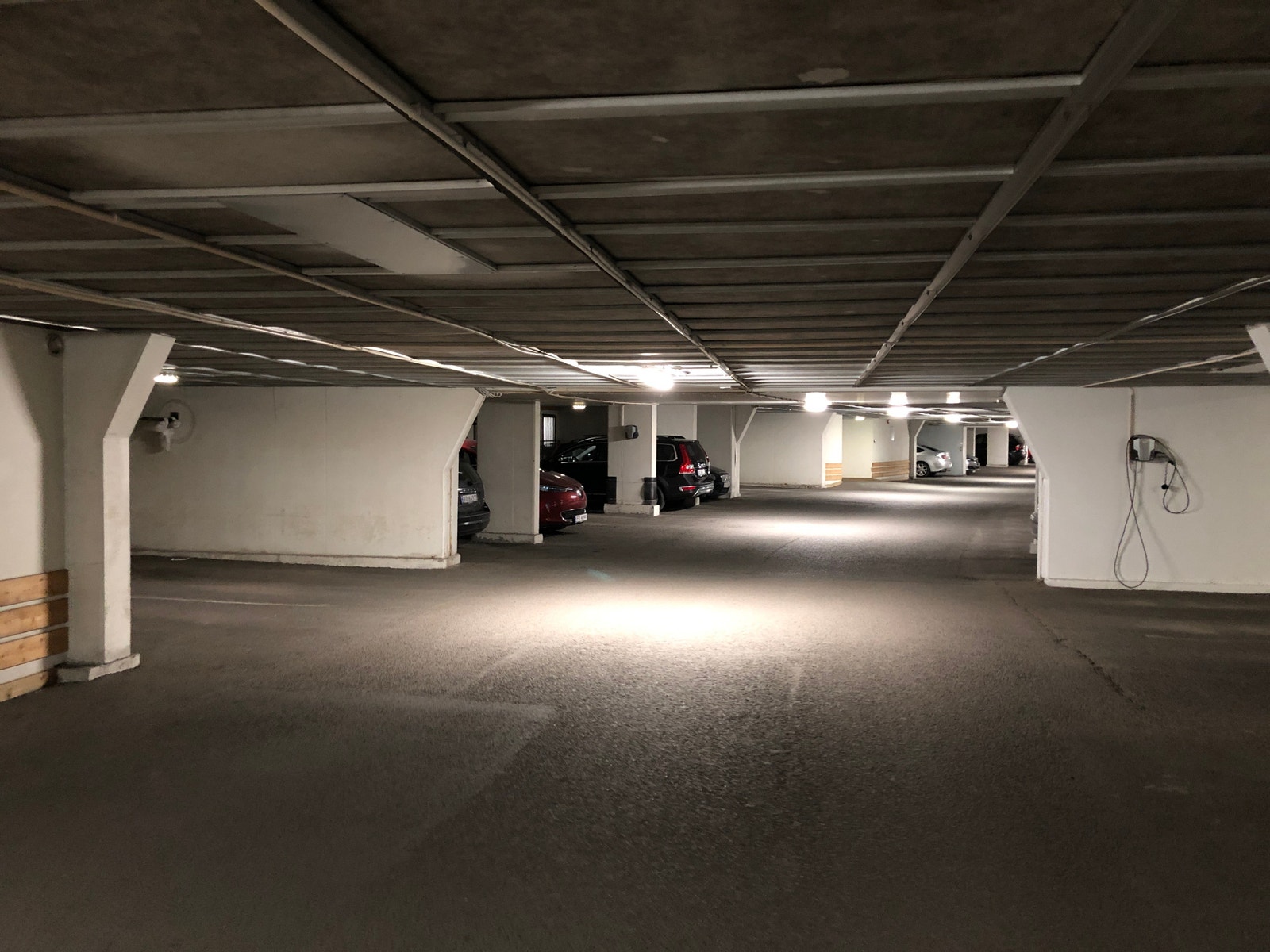 Garasje i umiddelbar nærhet Galleribilde