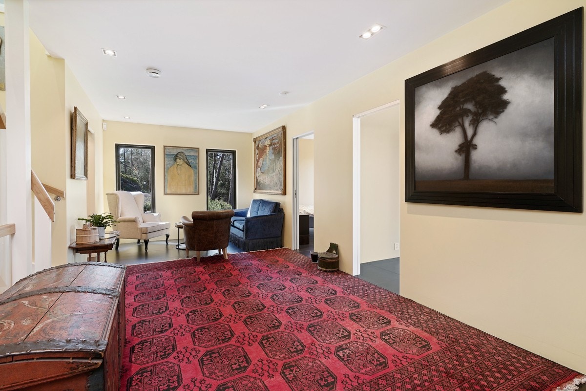 Stue utenfor to av soverommene. Galleribilde