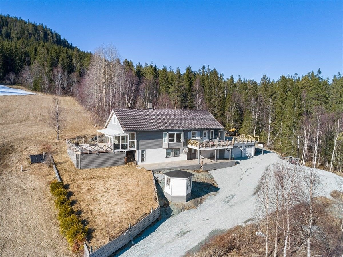 Leilighet i sokkel Galleribilde