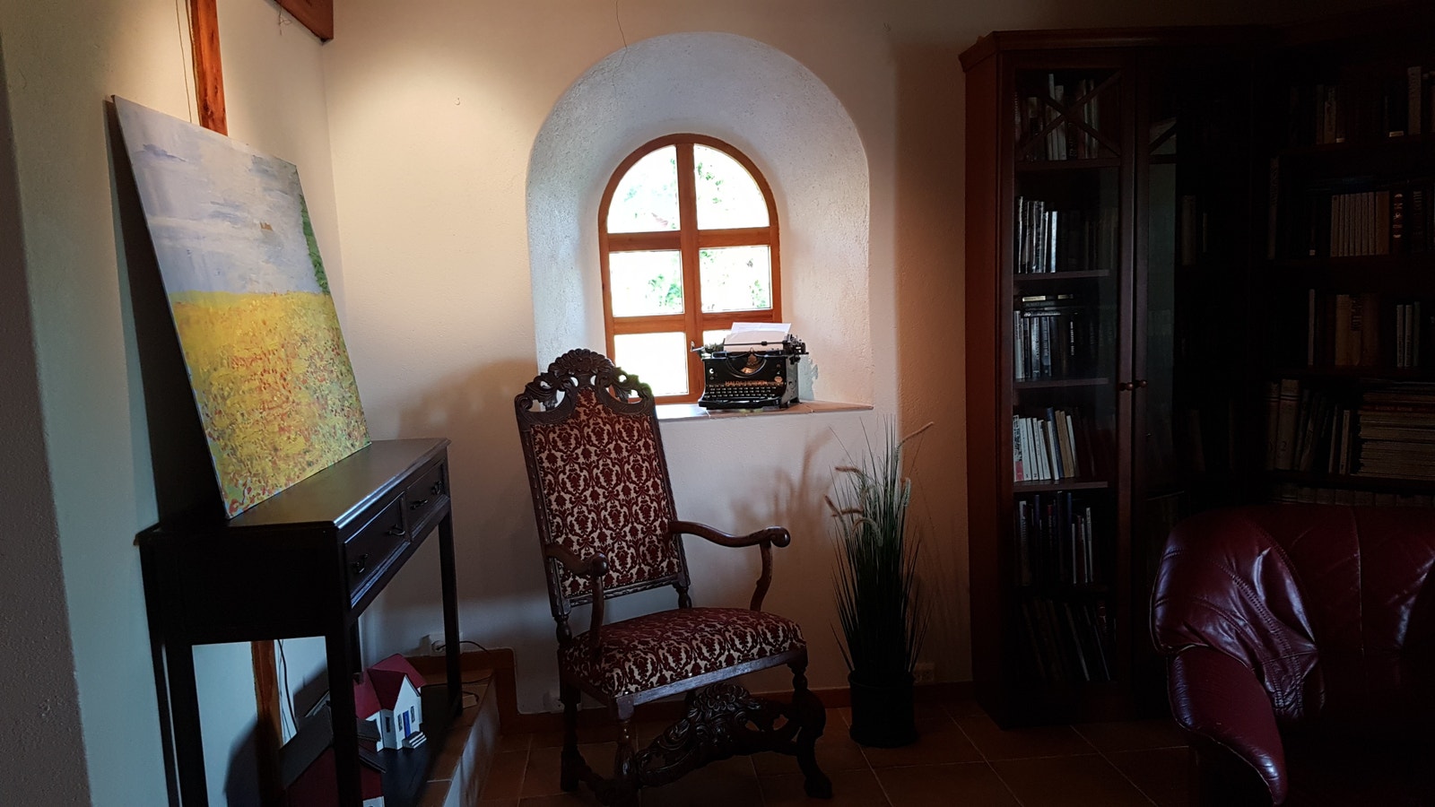 Kjellerstue/bibliotek. Galleribilde