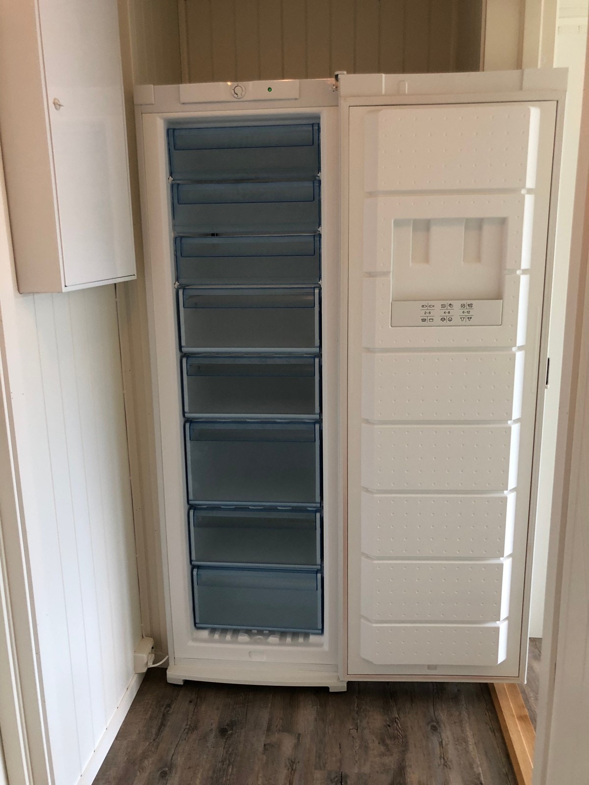 Stort fryseskap Galleribilde