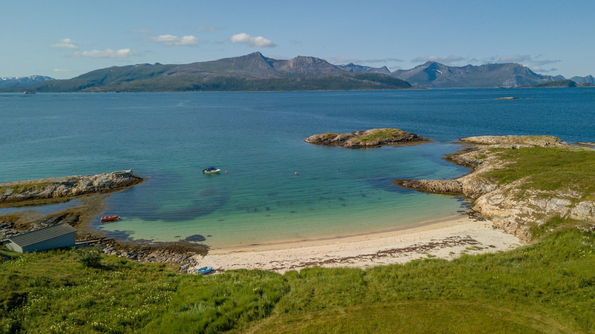 Nærtliggende strand