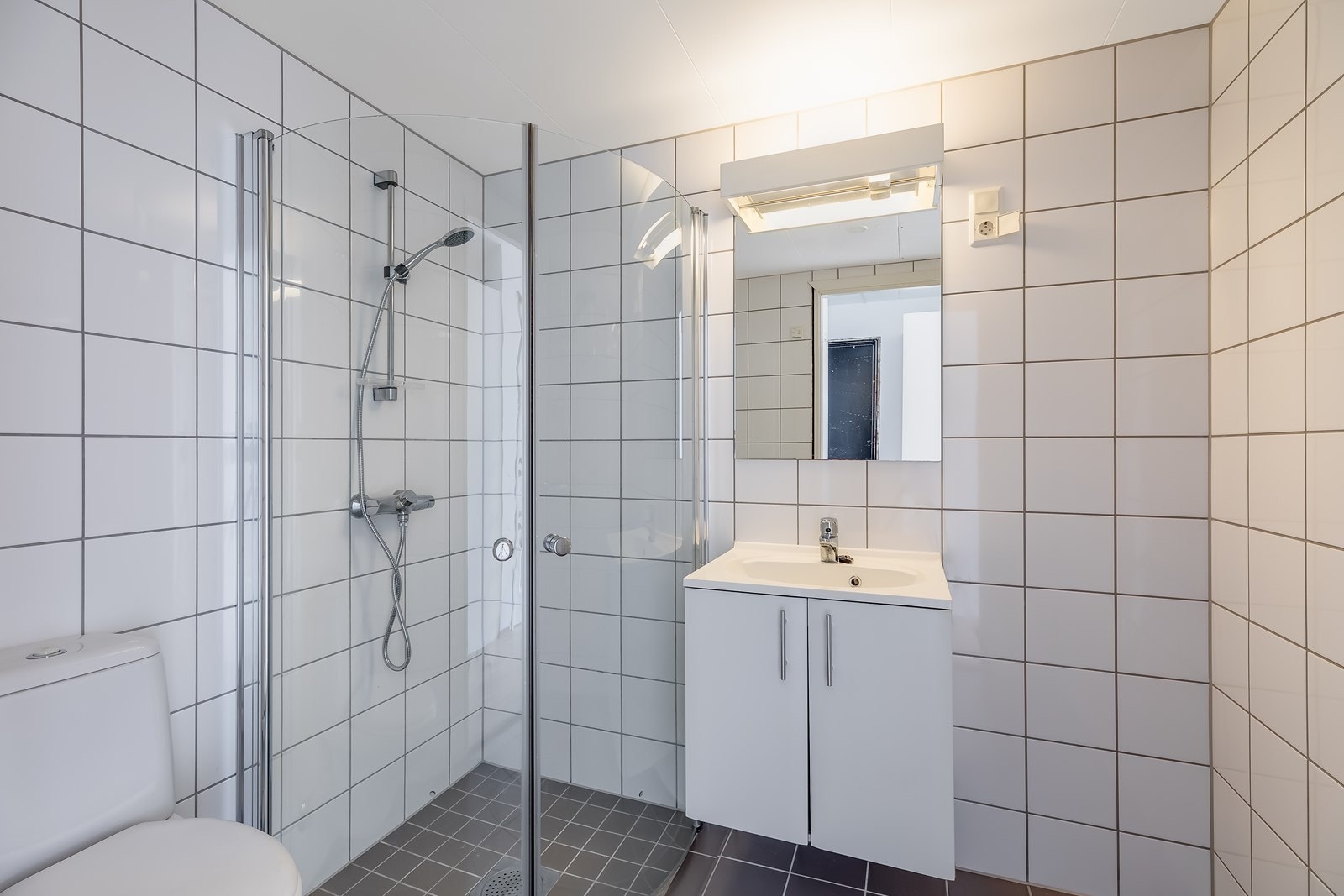 Det er opplegg og plass til vaskemaskin. Galleribilde