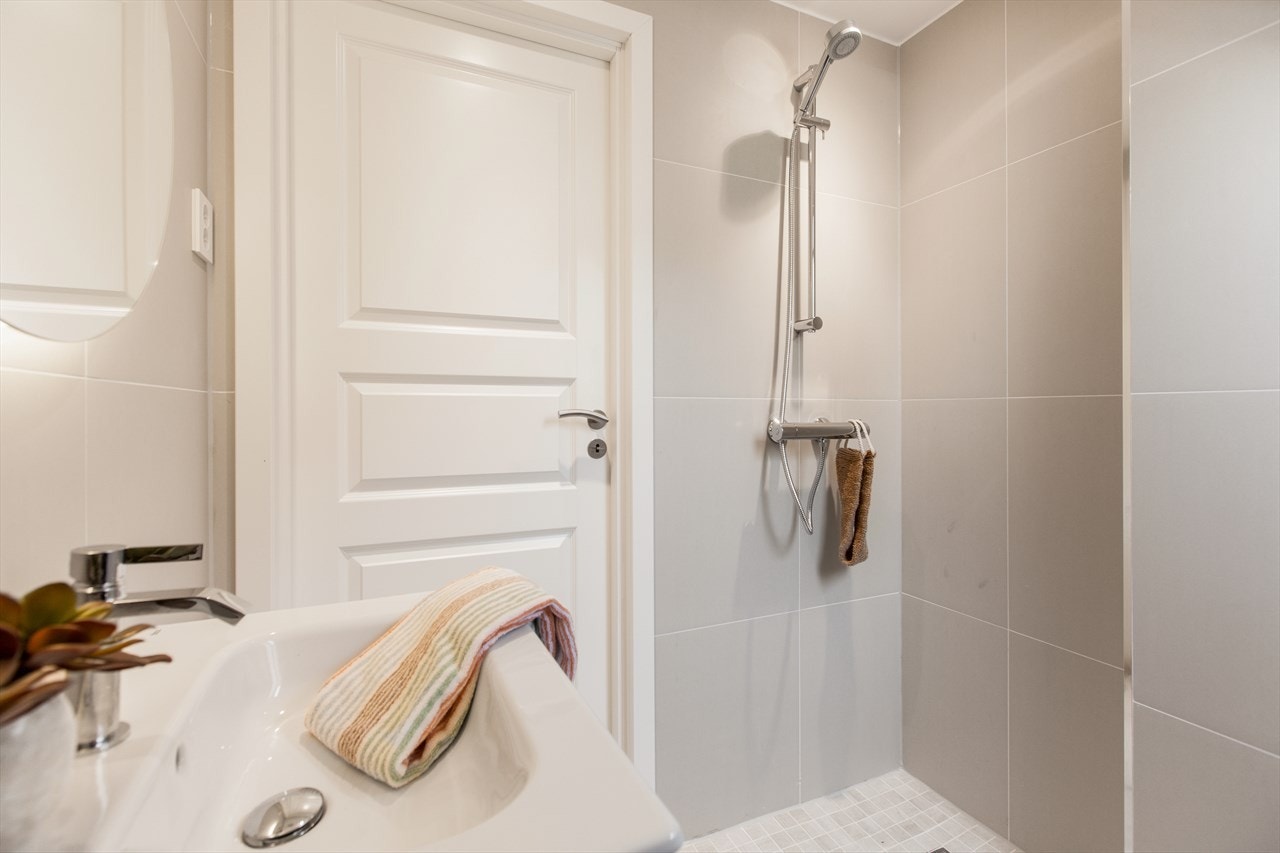 Det er varmekabler i gulv på badet Galleribilde