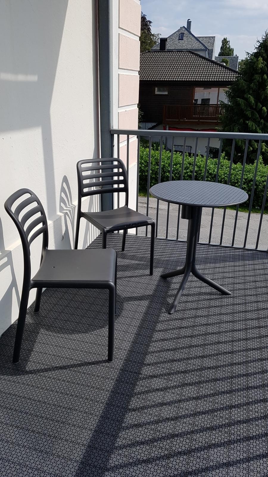 Sørvendt solvegg. Galleribilde