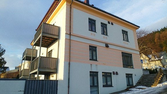 Naturlig helling i terrenget begrenser innsyn. Galleribilde