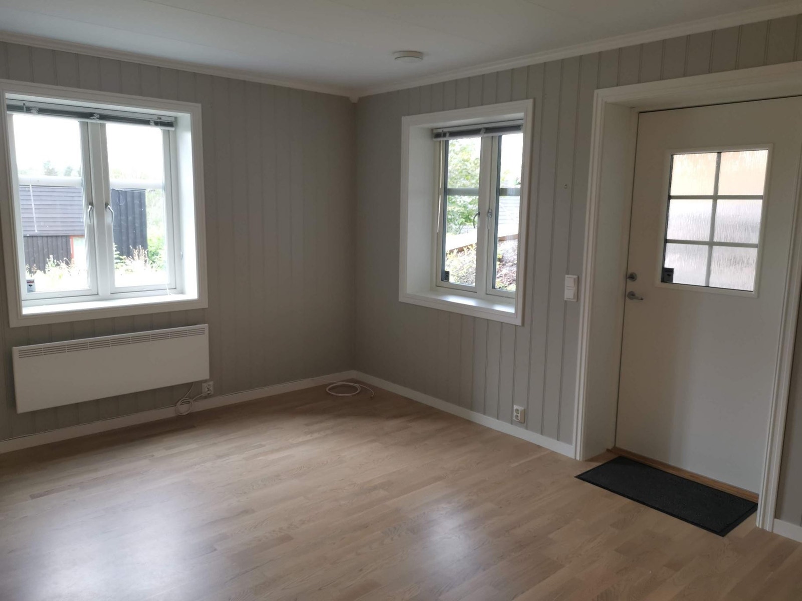 Vindusflater og vegger i klassisk stil Galleribilde