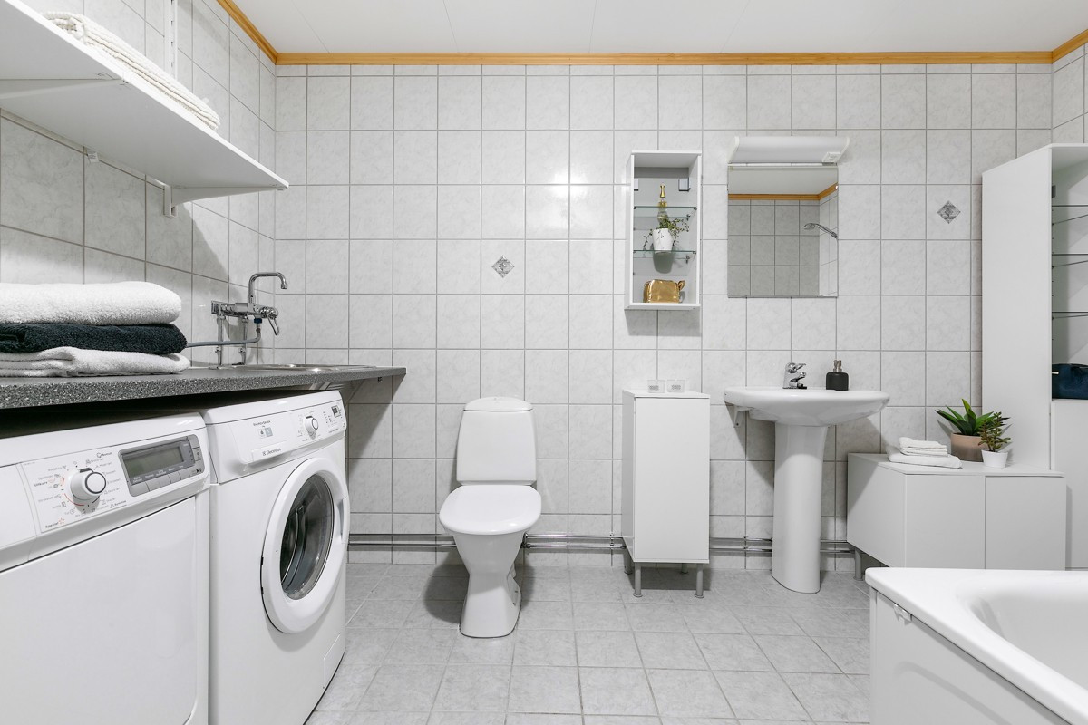 Badet er innholdsrikt og fremstår lyst, fint og elegant
