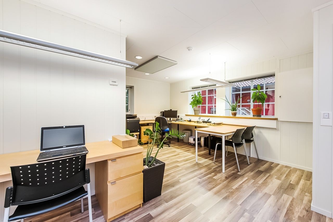 Kontor i tilleggsbygning Galleribilde