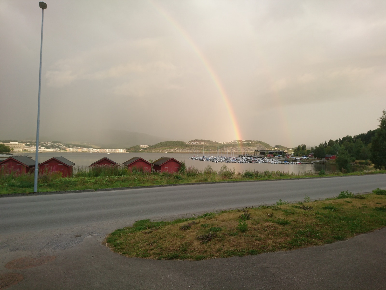 Utsikt mot småbåthavna. Galleribilde