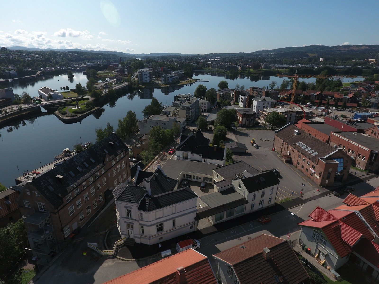 Flyfoto av Bygården Galleribilde