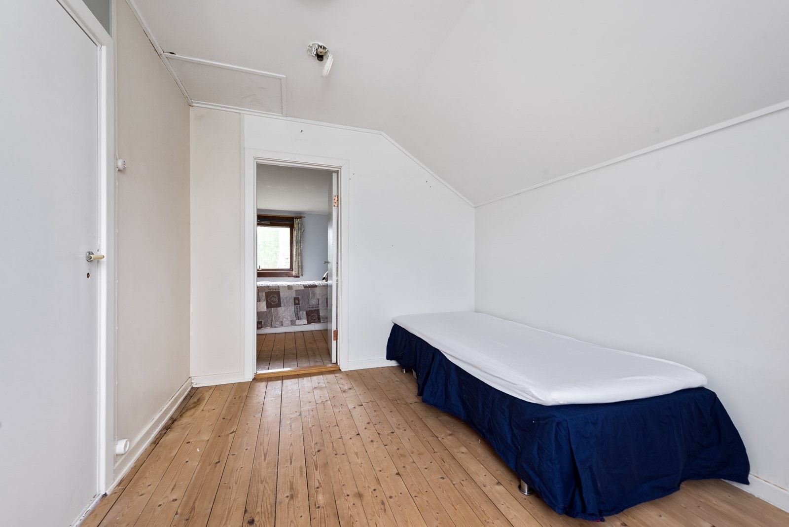 Soverom nr 2 Galleribilde