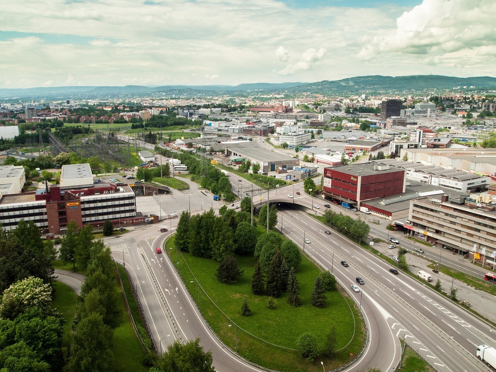 Sentralt beliggende ved innkjøringen til Oslo. Galleribilde