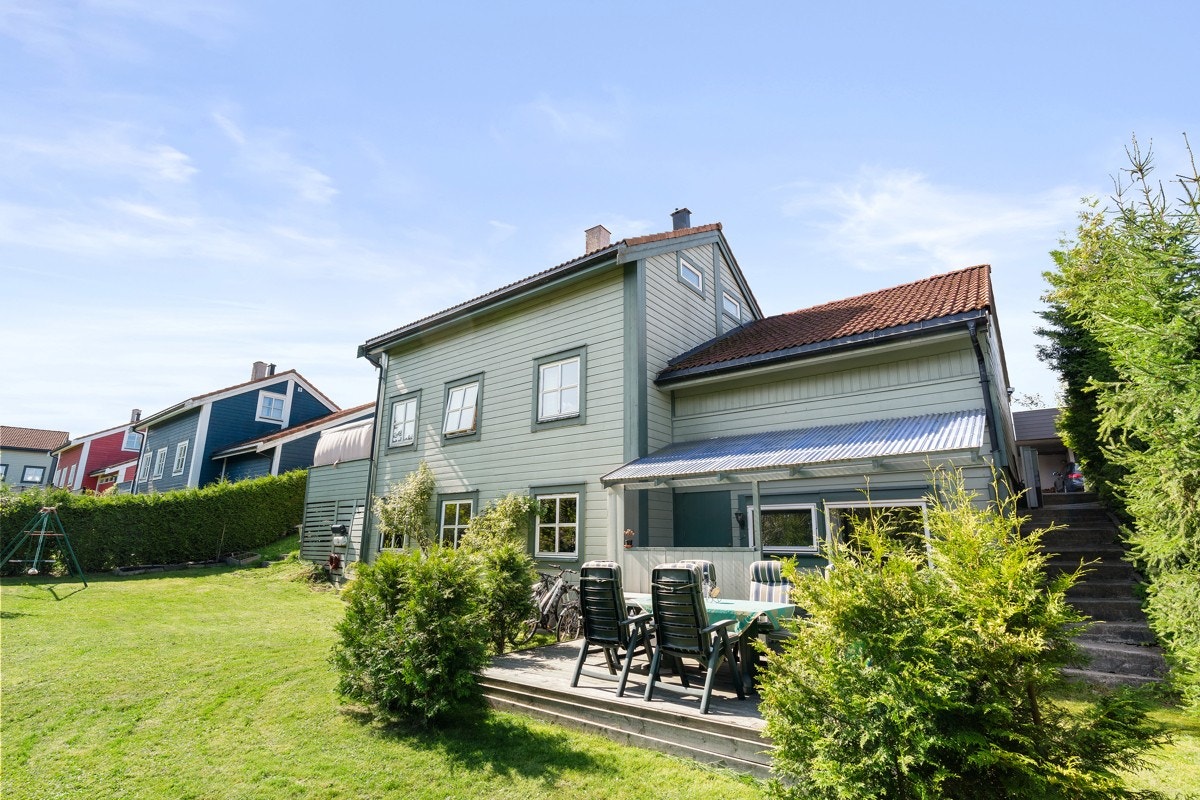 VELKOMMEN TIL VISNING! Galleribilde