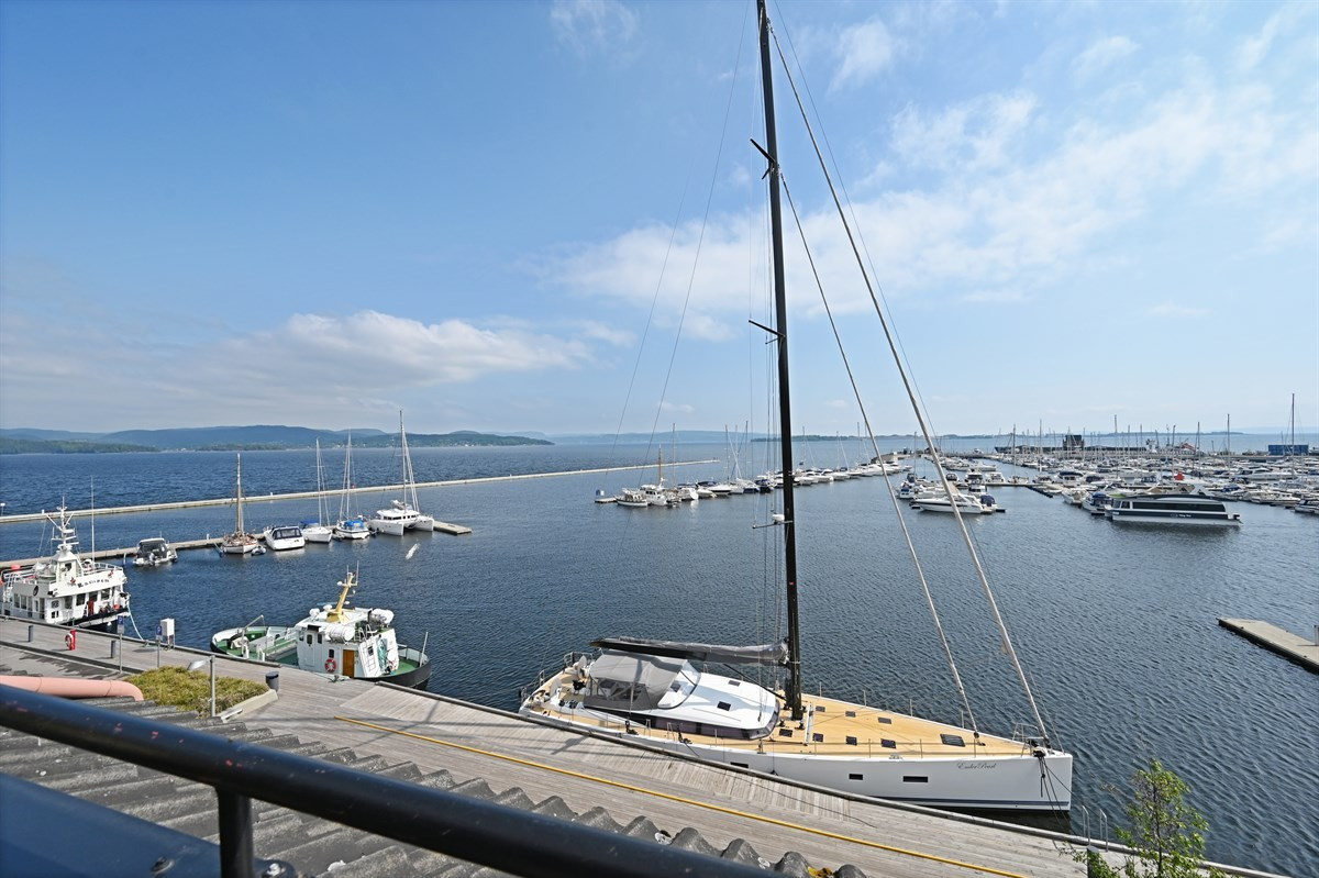 Leiligheten byr på meget flott panoramautsikt