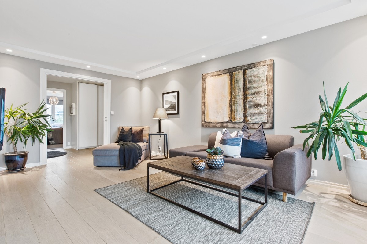 Gjennomgående moderne standard i hele boligen. Galleribilde