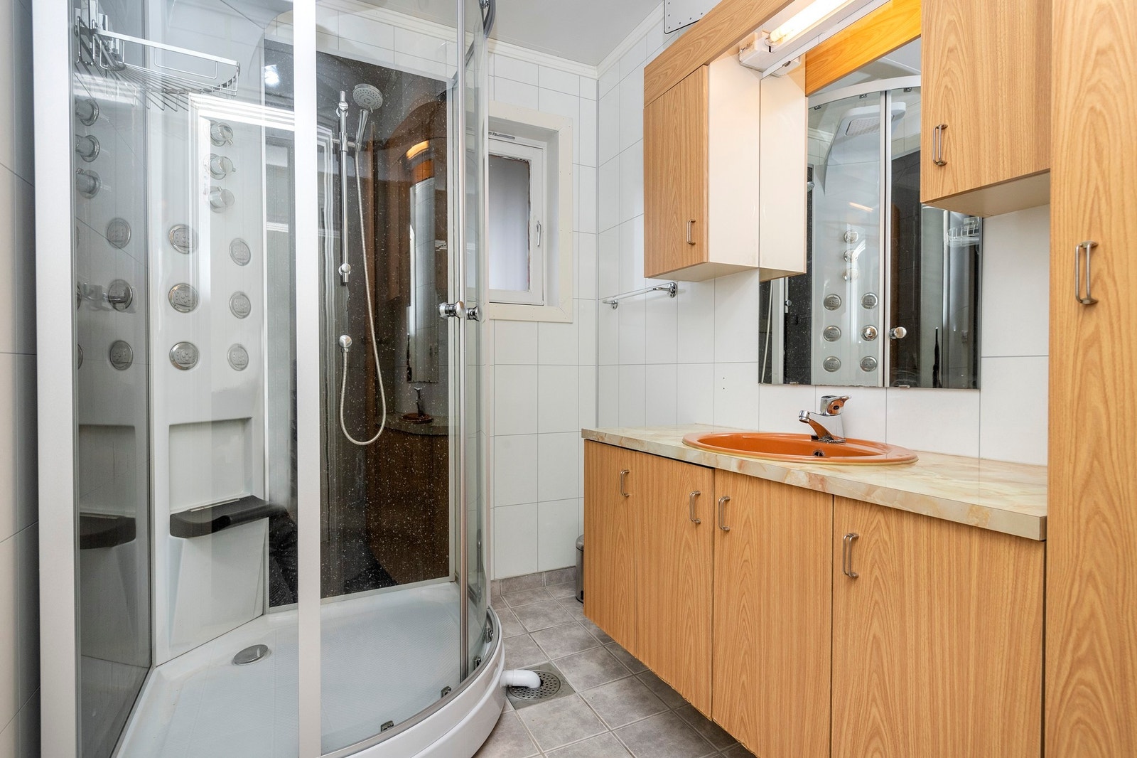 Bad i hovedetasjen Galleribilde