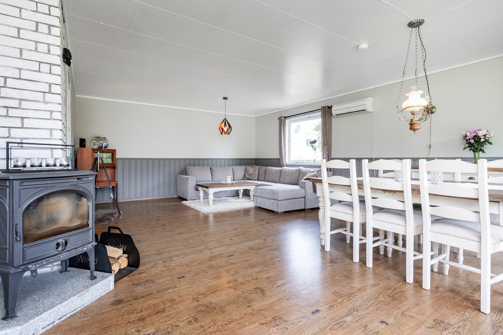 Stue i hovedetasjen Galleribilde