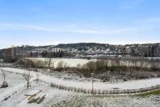 Bondivann og Vardåsen sett fra balkongen, tidlig vår Galleribilde