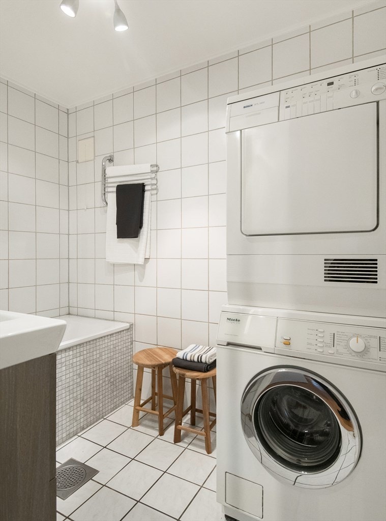 Badet ble pusset opp i 1995 og arbeidene inkluderte skifting av sluk. Galleribilde