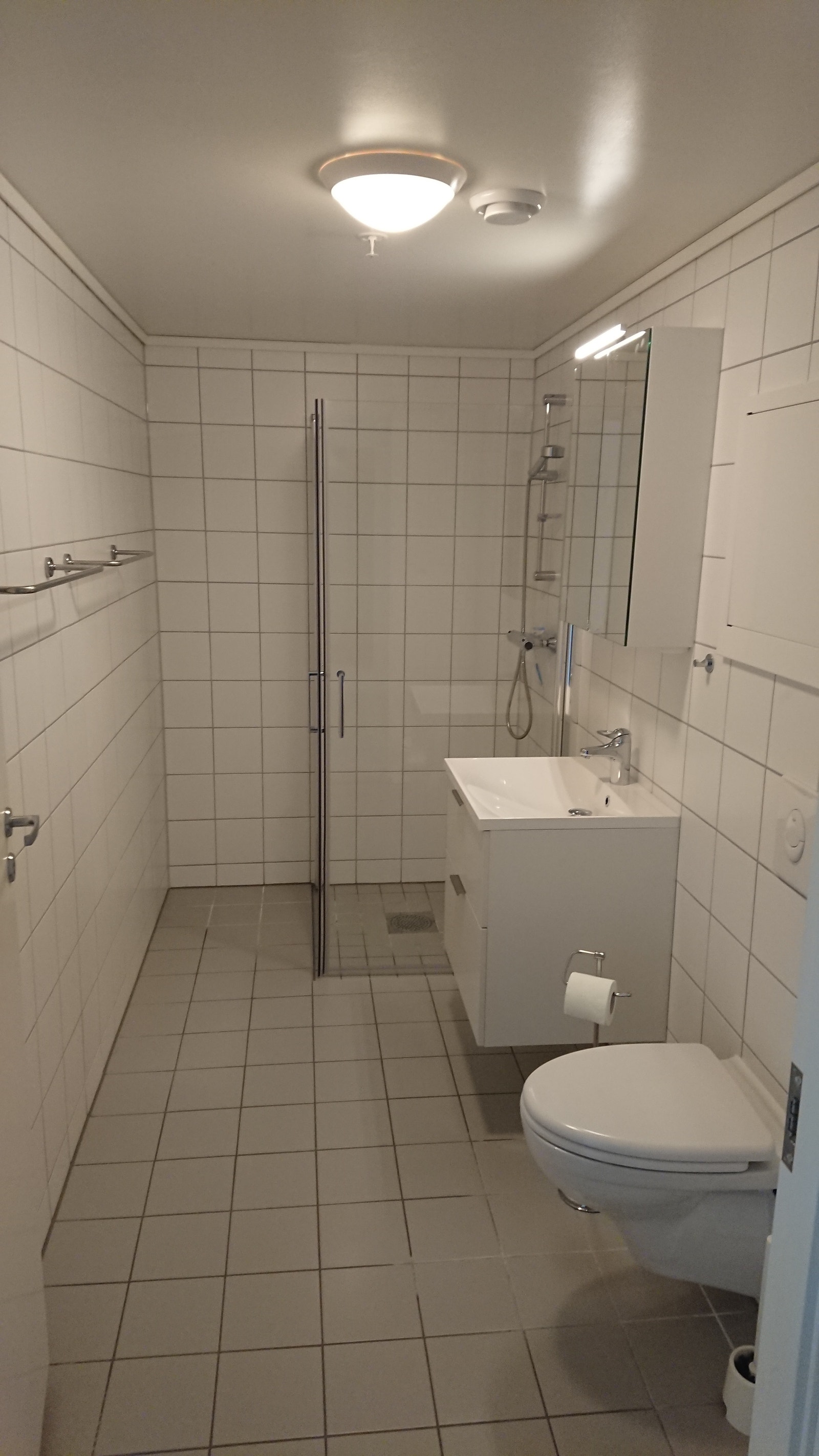 Privat bad stort soverom Galleribilde
