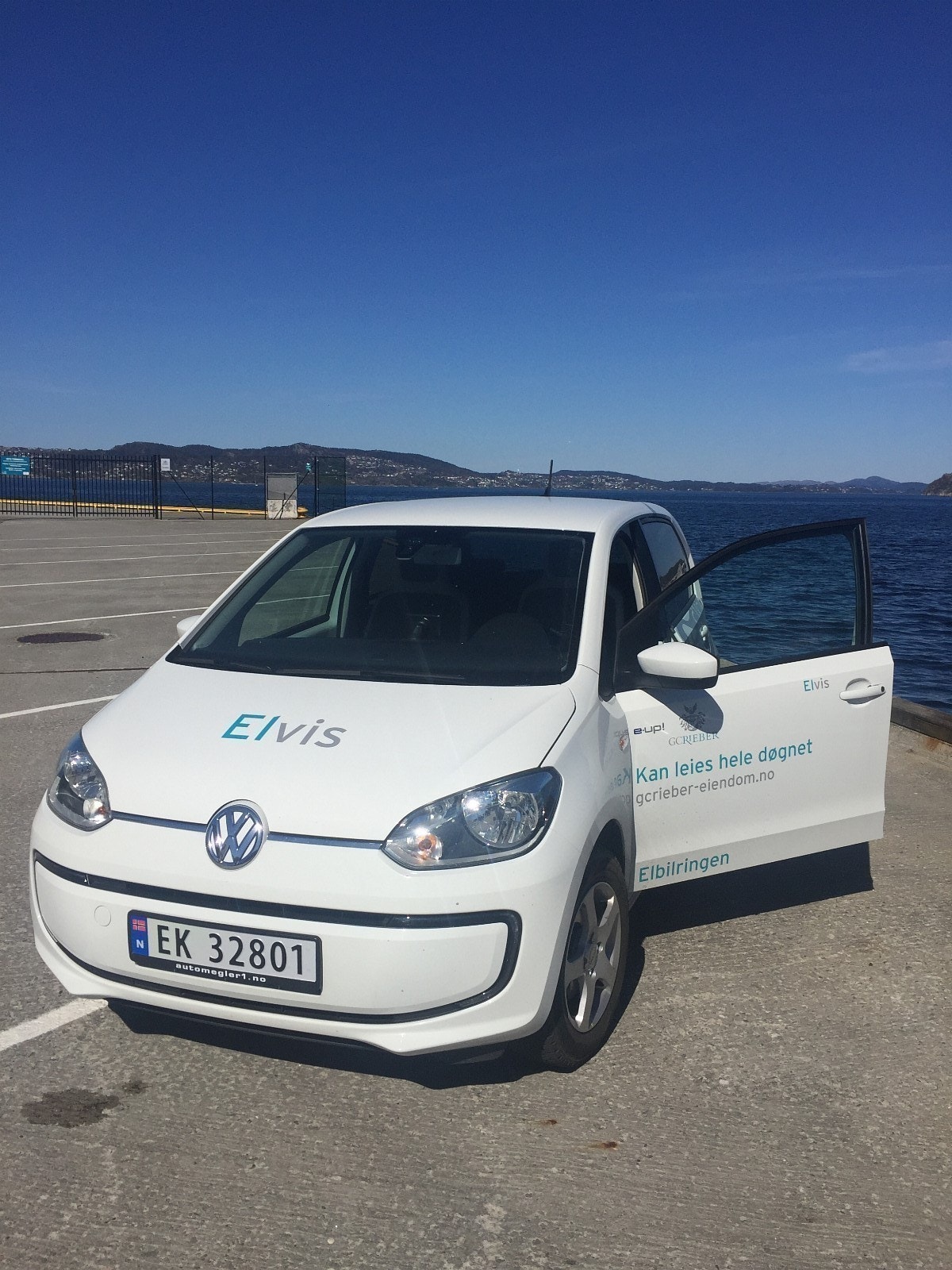 Våre el-biler kan også leies privat av våre leietakere kveld/helg Galleribilde