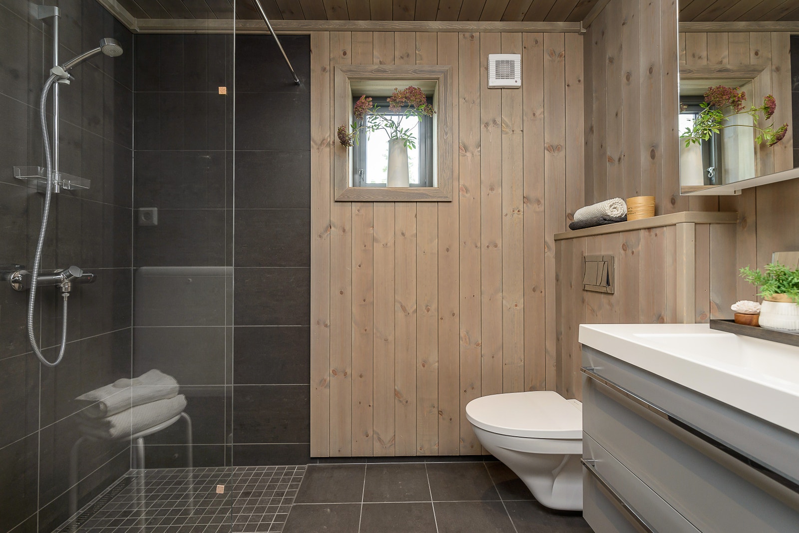 interiørbilder fra en annen Tinde Hytte Galleribilde