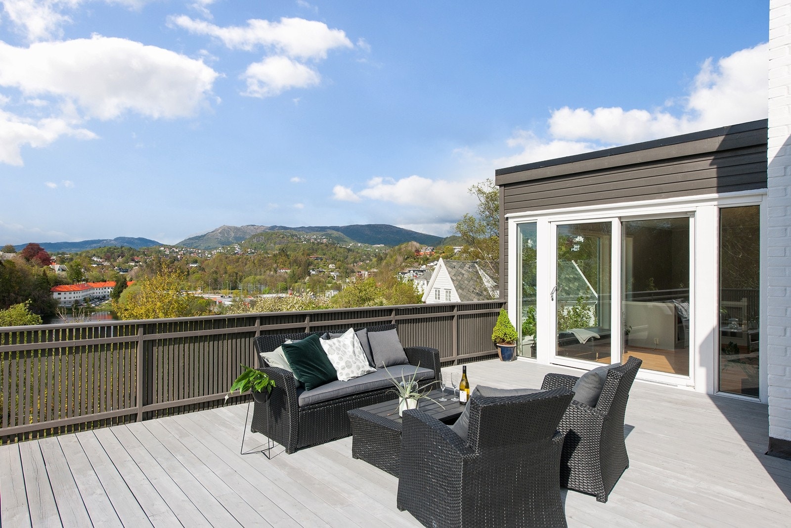 Fantastisk takterrasse med flotte solforhold Galleribilde