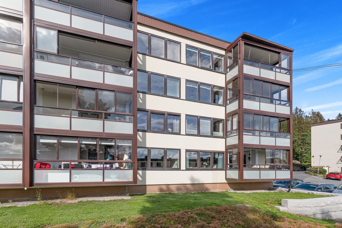 Lite trapper inn til leiligheten. Galleribilde