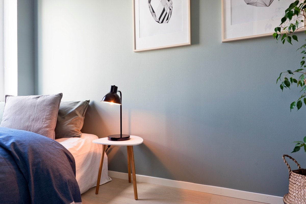 Rommene er malt i lyse farger og kan enkelt innredes. Galleribilde