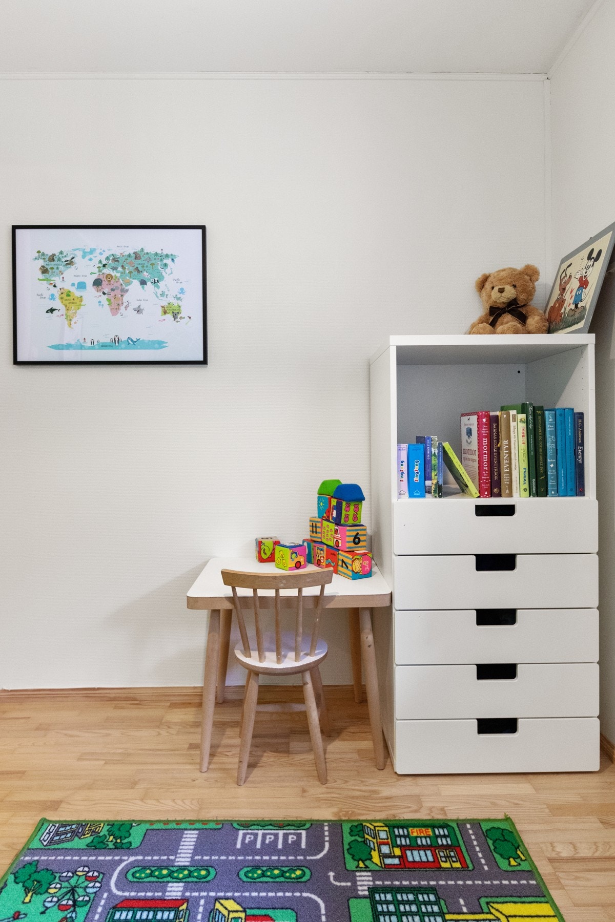 Soverom 2 benyttes i dag som barnerom. Galleribilde