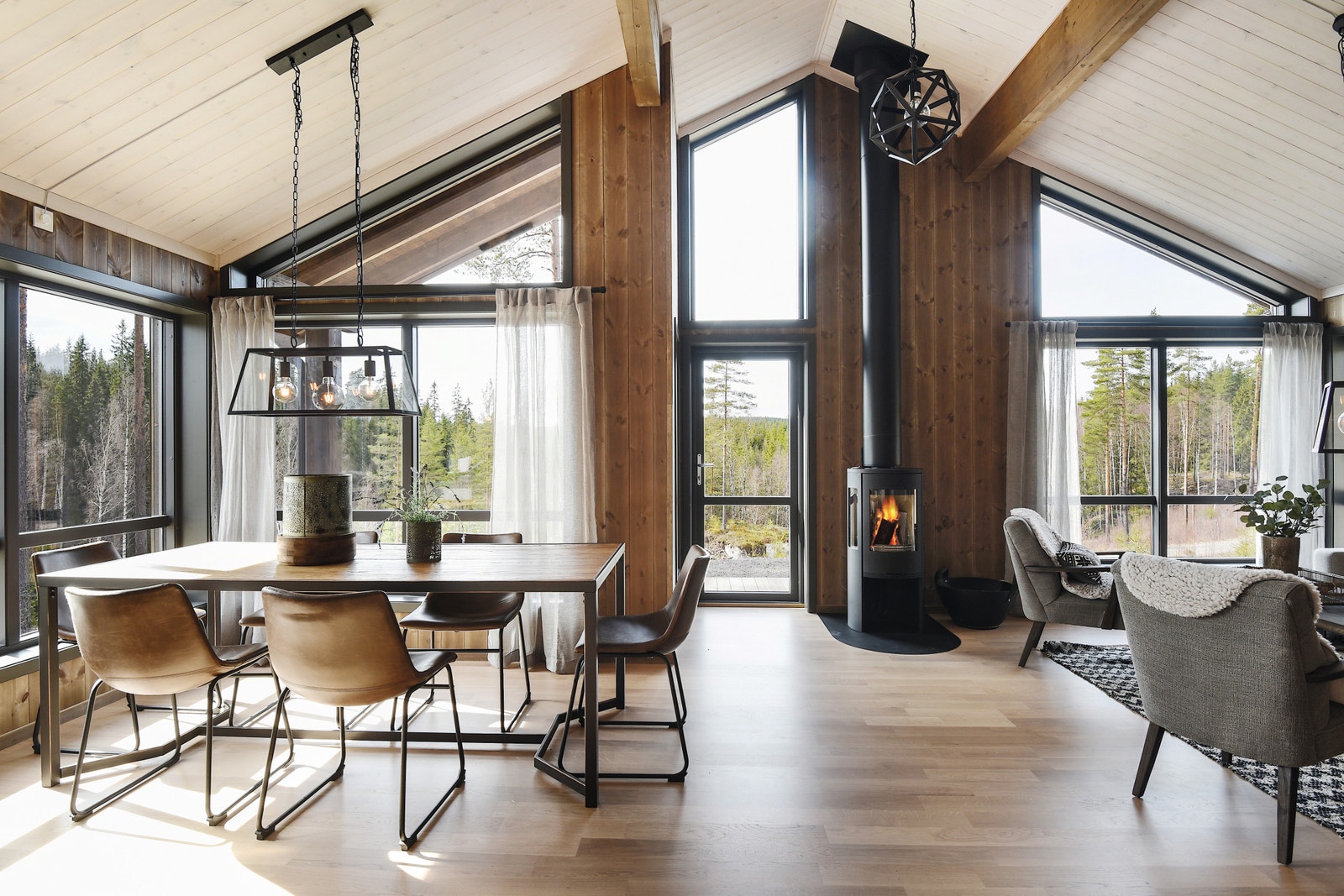 interiørbilde fra en annen Tinde Hytte Galleribilde