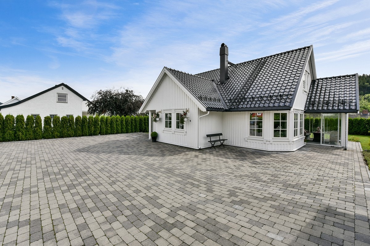 God plass til parkering. Galleribilde