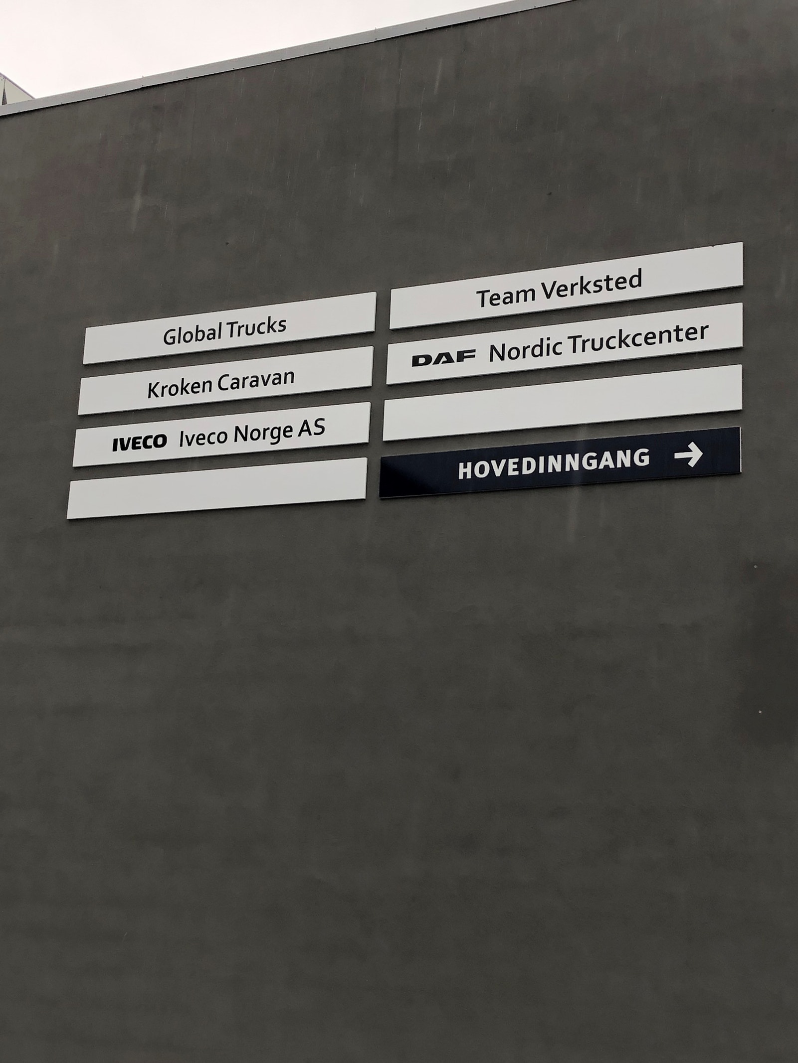 Ledig plass til DITT firma Galleribilde