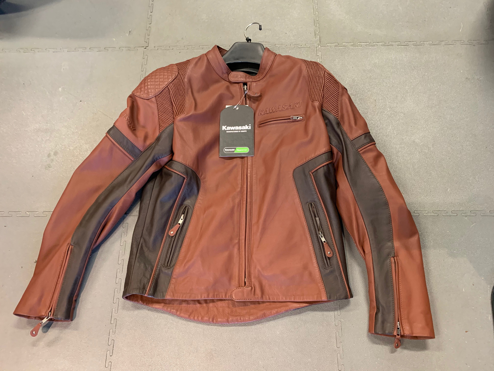 Kawasaki RS Skinnjakke Brun | FINN.no Kawasaki RS Skinnjakke Brun | FINN.no
