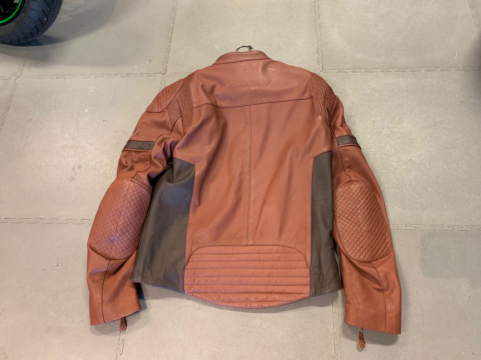 Kawasaki RS Skinnjakke Brun | FINN.no Kawasaki RS Skinnjakke Brun | FINN.no